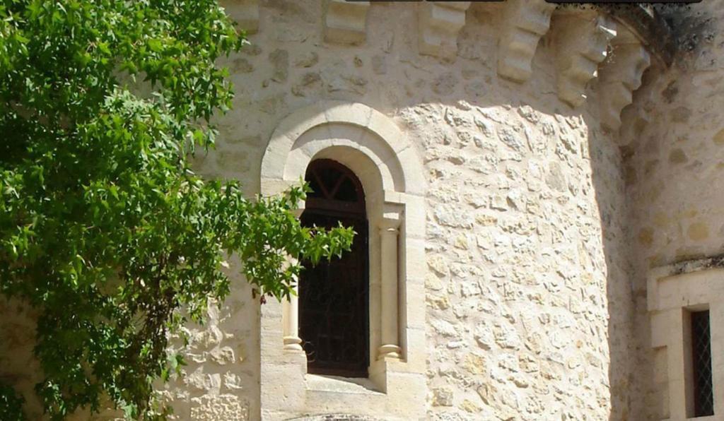 Chateau La Fleunie - Hotel Et Restaurant Condat-sur-Vezere Exterior photo